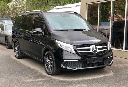 Продам Mercedes-Benz V-Class 300d 4matic 2019 года в Киеве