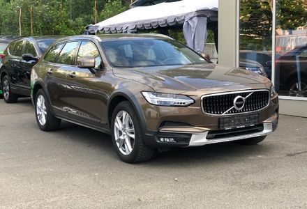 Продам Volvo V90 Cross Country D5 2018 года в Киеве