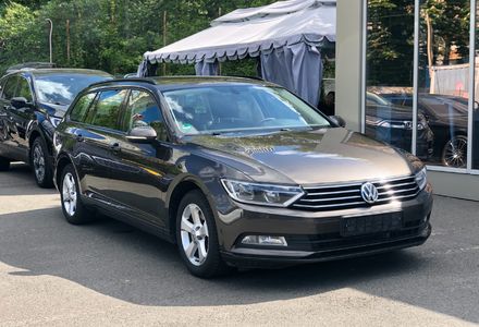 Продам Volkswagen Passat B8 2015 года в Киеве