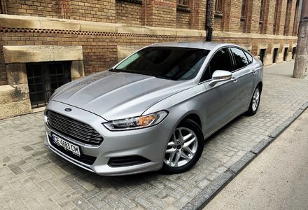 Продам Ford Fusion SE 2016 года в Черновцах