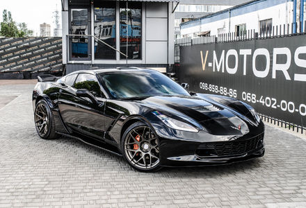 Продам Chevrolet Corvette Stingray 2015 года в Киеве