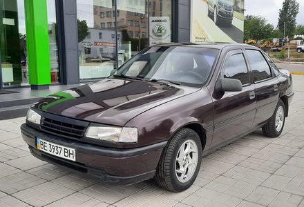 Продам Opel Vectra A 1992 года в Николаеве