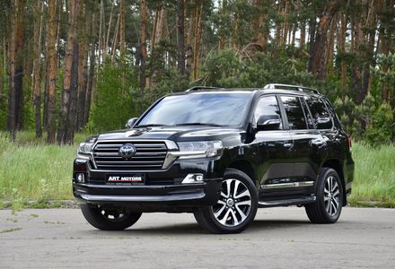 Продам Toyota Land Cruiser 200 EXCALIBUR 2018 года в Киеве