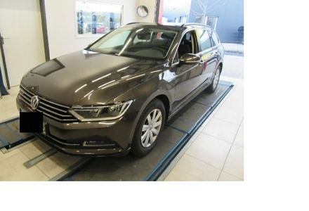 Продам Volkswagen Passat B8 comfortline 2016 года в Львове