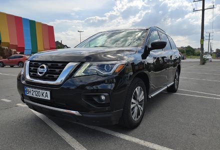 Продам Nissan Pathfinder SV AWD 2017 года в Одессе