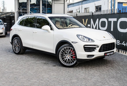 Продам Porsche Cayenne Turbo 2011 года в Киеве