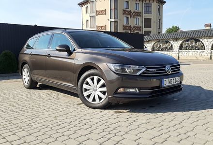 Продам Volkswagen Passat B8 BIUE MOTION 2016 года в Киеве