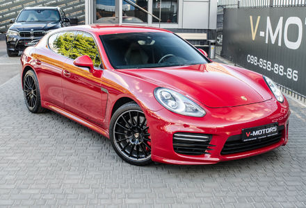 Продам Porsche Panamera GTS 2014 года в Киеве