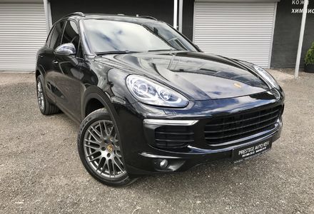 Продам Porsche Cayenne 2016 года в Киеве