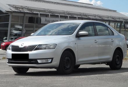 Продам Skoda Rapid 2015 года в Днепре