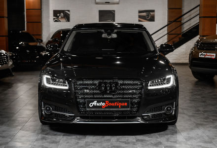 Продам Audi A8 W12 Restyling 2012 года в Одессе