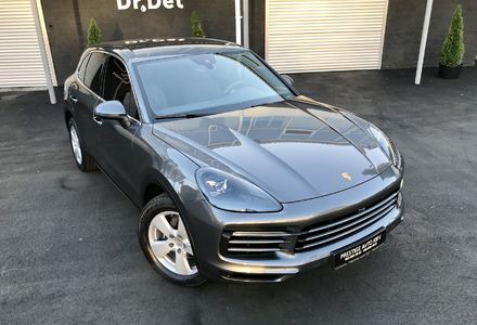 Продам Porsche Cayenne Официальный 2018 года в Киеве