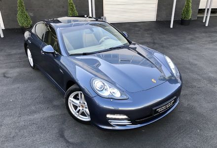 Продам Porsche Panamera 4S 2013 года в Киеве