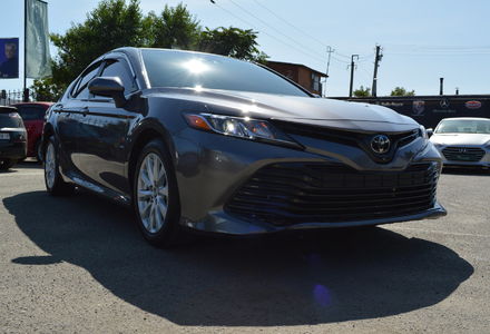 Продам Toyota Camry 2019 года в Одессе