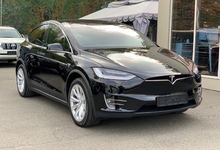 Продам Tesla Model X 100 D Dual Motor 2020 года в Киеве