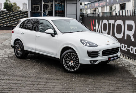 Продам Porsche Cayenne 3.0d Platinum Edition 2016 года в Киеве