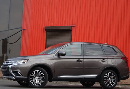 Продам Mitsubishi Outlander 2019 AWD 2019 года в Одессе