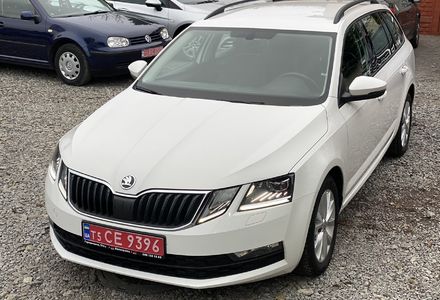 Продам Skoda Octavia A7 Full Led 2017 года в Львове