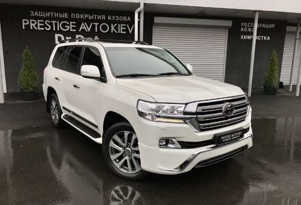 Продам Toyota Land Cruiser 200 PREMIUM 2018 года в Киеве