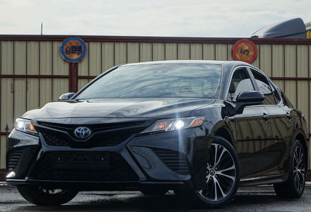 Продам Toyota Camry Hydride FULL 2020 года в Одессе