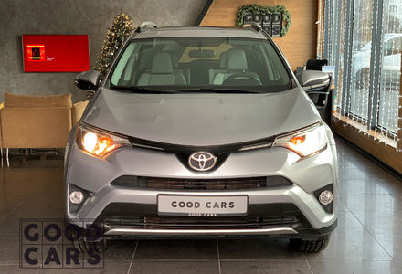 Продам Toyota Rav 4 XLE 2016 года в Одессе