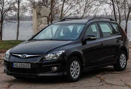 Продам Hyundai i30  2011 года в Днепре