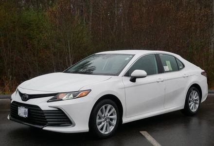 Продам Toyota Camry AWD 2021 года в Киеве