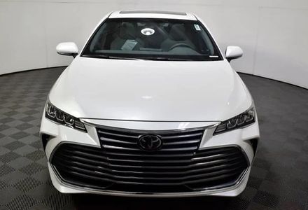 Продам Toyota Avalon 2021 года в Киеве