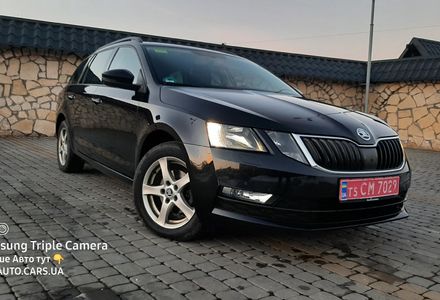 Продам Skoda Octavia A7 АВТОМАТ Restail  2018 года в Львове