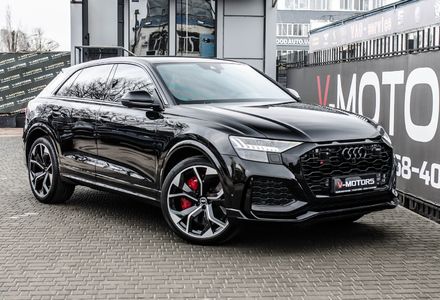 Продам Audi RS Q8 RS Dynamik plus 2020 года в Киеве