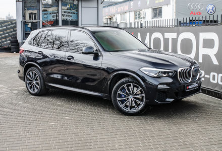 Продам BMW X5 30d 2019 года в Киеве