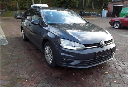 Продам Volkswagen Golf VII Automat Restyle  2018 года в Львове