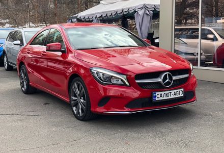 Продам Mercedes-Benz CLA-Class 180  2017 года в Киеве