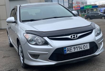 Продам Hyundai i30  2011 года в Днепре