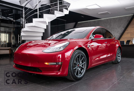 Продам Tesla Model 3 LR 2018 года в Одессе