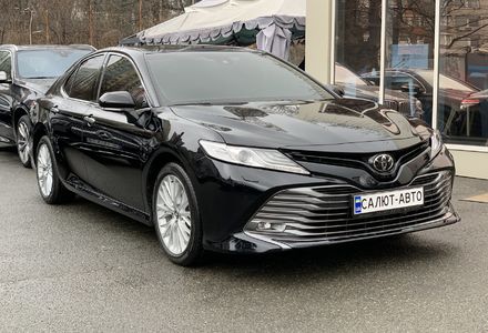 Продам Toyota Camry PRESTIGE 2018 года в Киеве