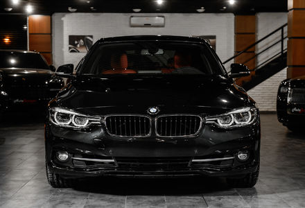 Продам BMW 330 I XDrive 2018 года в Одессе