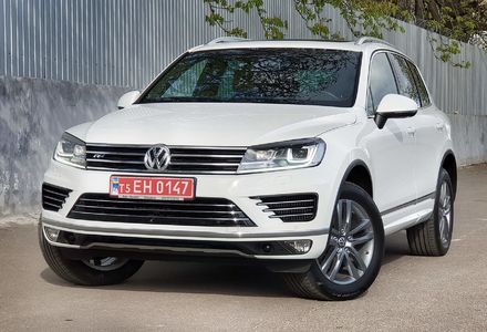 Продам Volkswagen Touareg R-LINE 2016 года в Киеве