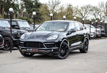 Продам Porsche Cayenne Turbo 2012 года в Киеве