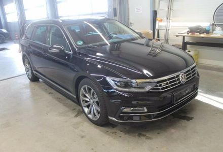 Продам Volkswagen Passat B8 R-Line 2016 года в Киеве