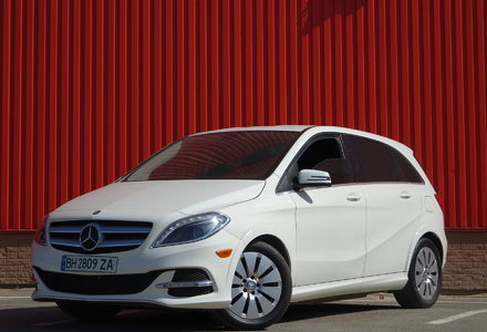 Продам Mercedes-Benz B-Class 250 2015 года в Одессе