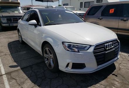 Продам Audi A3 PREMIUM 2018 года в Киеве