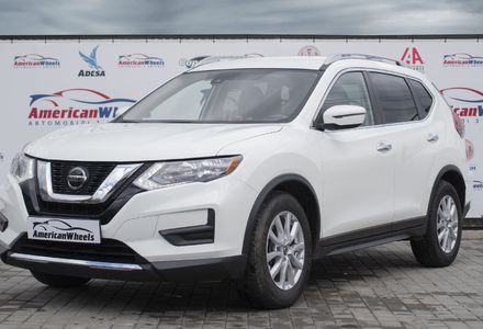 Продам Nissan Rogue SV 2018 года в Черновцах