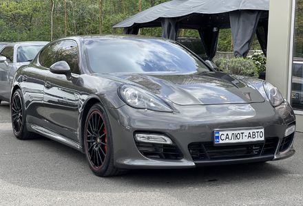 Продам Porsche Panamera GTS 2012 года в Киеве