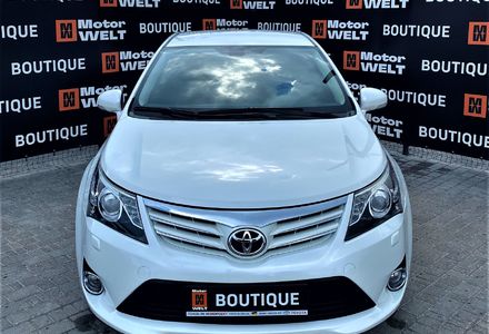 Продам Toyota Avensis 2013 года в Одессе