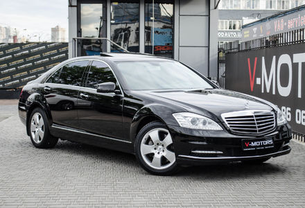 Продам Mercedes-Benz S-Class 500 4Matic 2007 года в Киеве