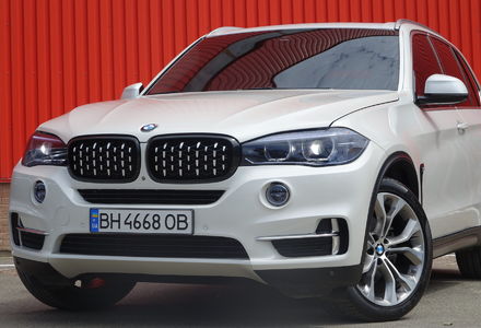 Продам BMW X5 2015 года в Одессе