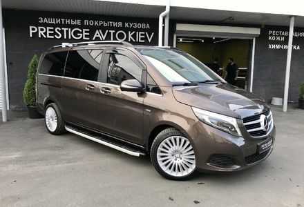 Продам Mercedes-Benz V-Class 250 AVANTGARDE 2015 года в Киеве