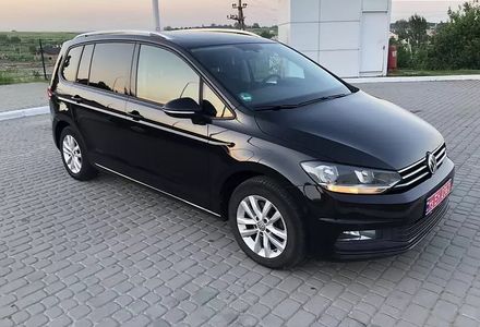 Продам Volkswagen Touran  Highline Automat Webasto 2016 года в Львове