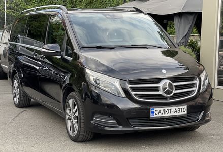 Продам Mercedes-Benz V-Class 250 LONG 4MATIC AVANTGARDE  2016 года в Киеве